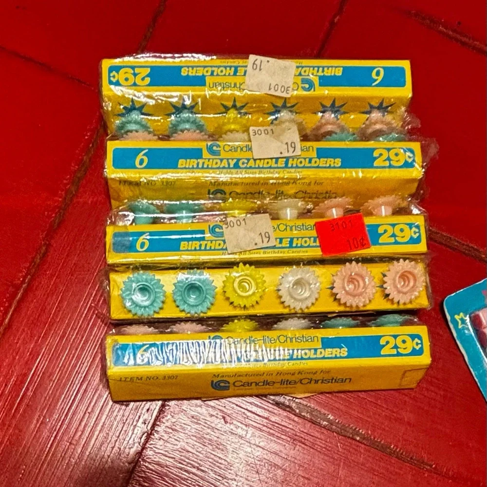NWT/Sealed in box Vintage Candle holders Crayon Candles/Musical Spinning Candle.